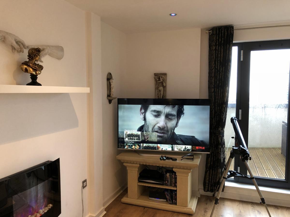Sa1 Waterfront Apartment Swansea